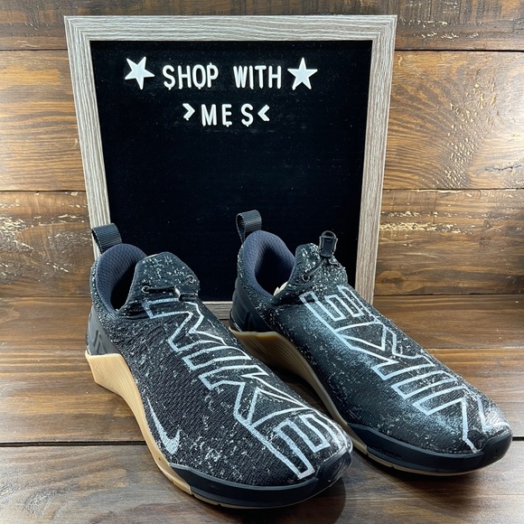 NIKE REACT METCON MENS SHOES - Picture 4 of 11